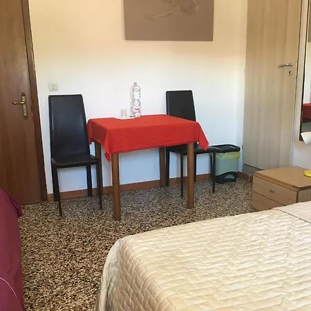 Bed & Breakfast Casa Ale Marghera